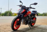 รีวิว : KTM 790Duke ค่ายอินดี้ ที่ทำรถได้บ้าคลั่ง