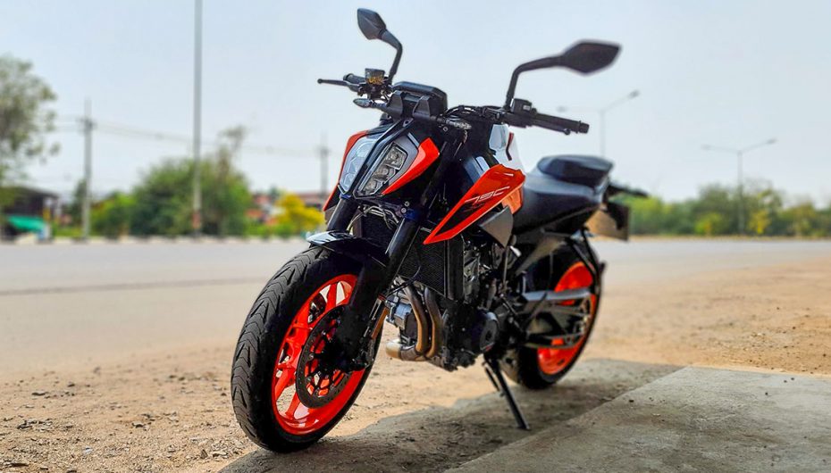 รีวิว : KTM 790Duke ค่ายอินดี้ ที่ทำรถได้บ้าคลั่ง